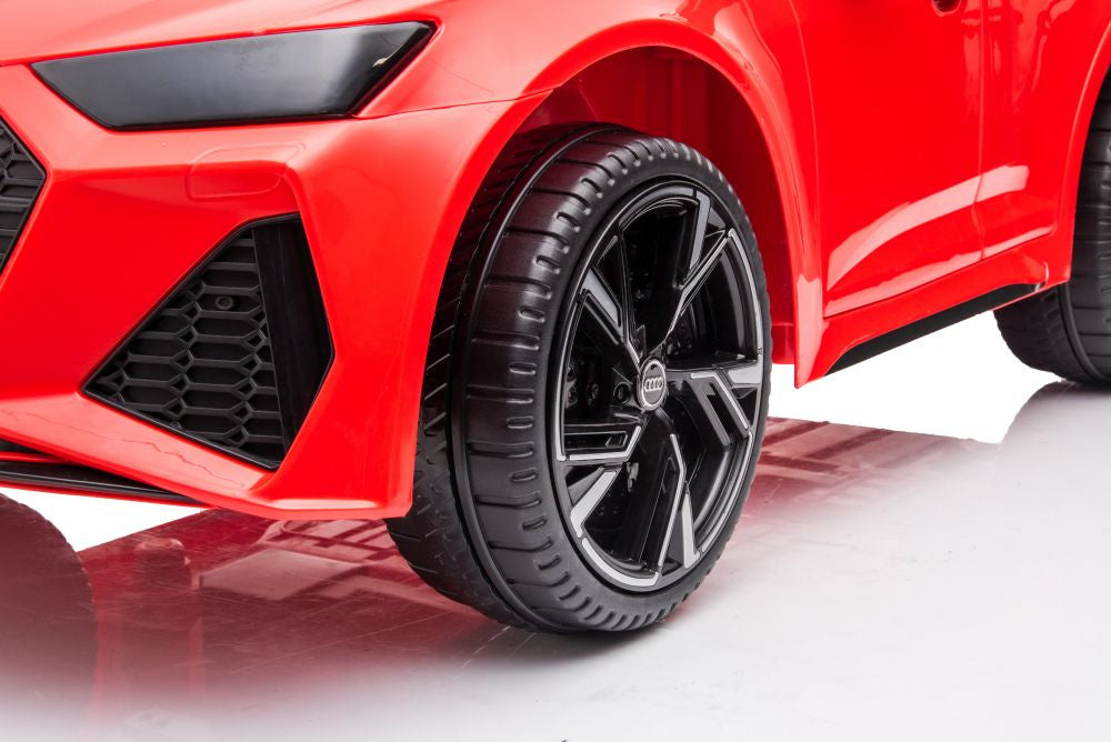 Licencirani auto na akumulator Audi RS6 - crveni