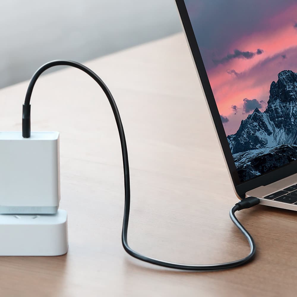 Ugreen - podatkovni kabel (10306) - USB-C na Type-C, 3A, 2m - crni
