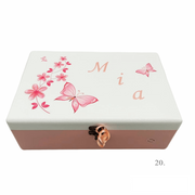 Kutija uspomena personalizirana imenom - poklon za rođenje, krštenje ili rođendan djeteta - 20. 20x30x10cm - 15464