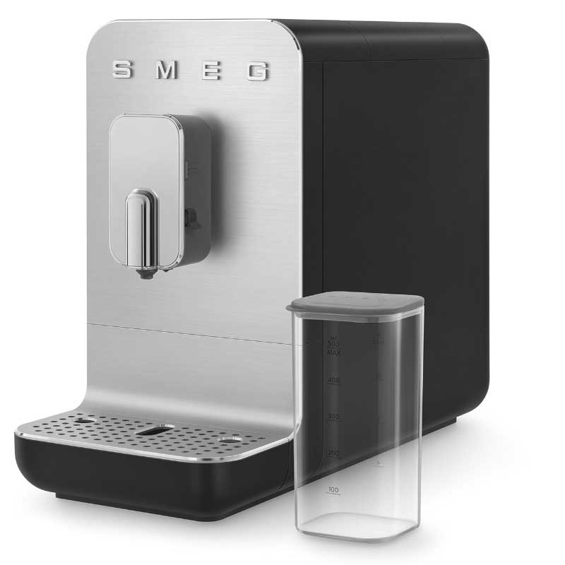 Smeg BCC13BLMEU Automatski espresso aparat