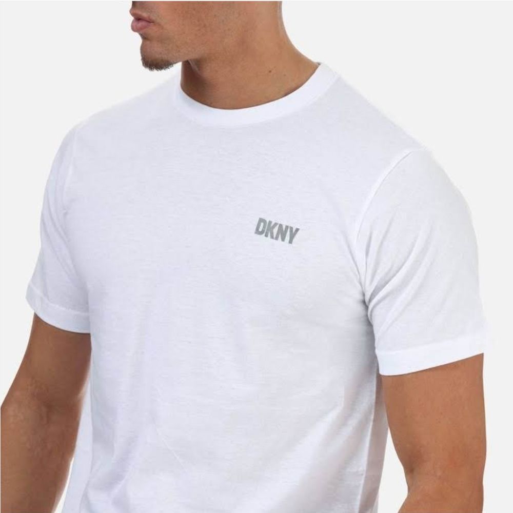 Majica — DKNY