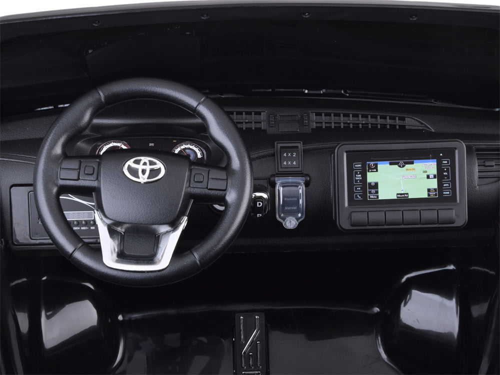 Toyota Hilux AKU dvosjed 4×4 crni