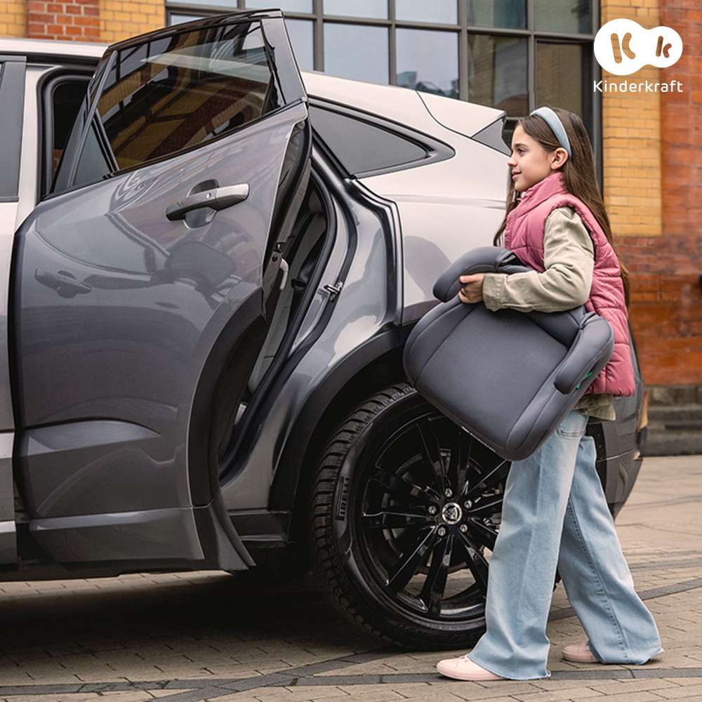 Kinderkraft autosjedalica I-Spark i-Size 15-36 kg (100-150 cm), Black